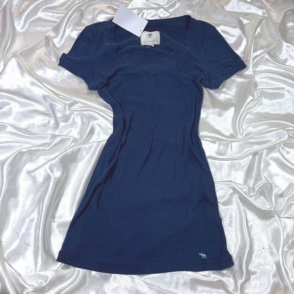 y2k Top Navy Blue Excellent Ribbed V-Neck Short Sleeve Moose Logo Abercrombie